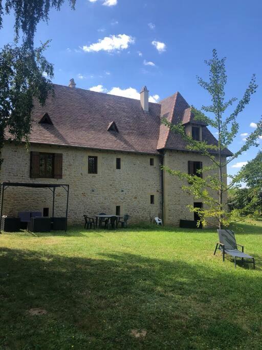 Grande Maison En Perigord A 10 Mn De Sarlat Marquay Exterior photo